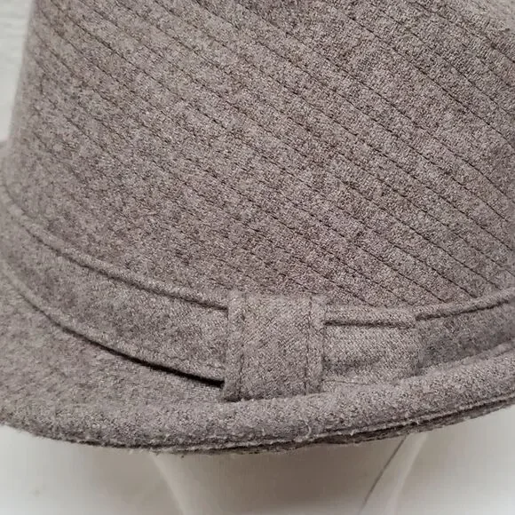 𝅺VINTAGE Totes Wool Felt Tan Gray Striped Lined Fedora Hat Extra Large